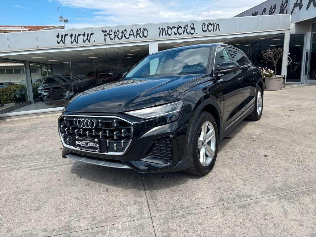 Audi Q8 SUV 45 TDI quattro tiptronic S line edition 2024 / KM 52.000 IVA ESPOSTA Tua a solo 599 Euro al mese