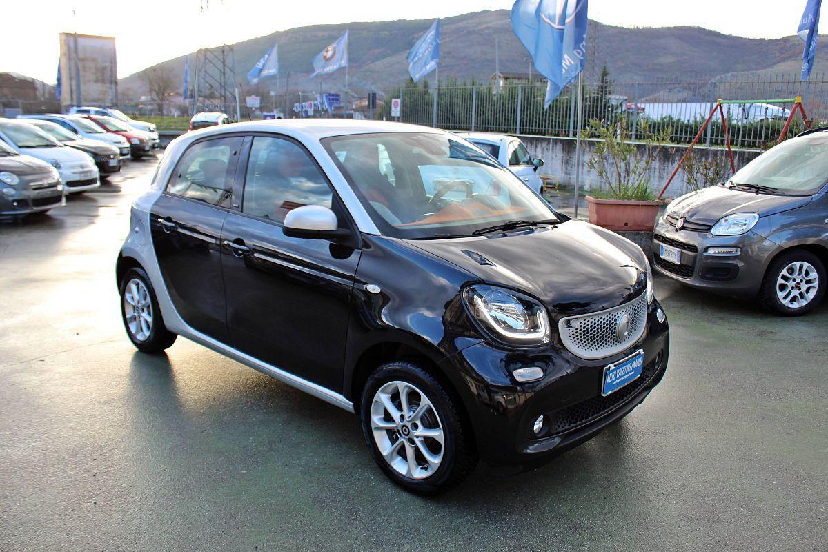 SMART Forfour 70 1.0 Passion