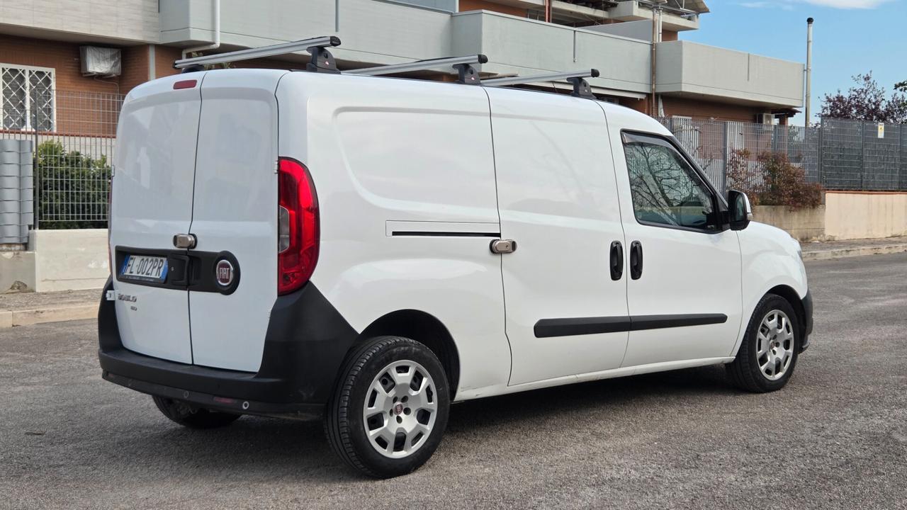 Fiat Doblo 1.6 MJT 120CV PL-TA 3 posti Maxi XL Gancio traino