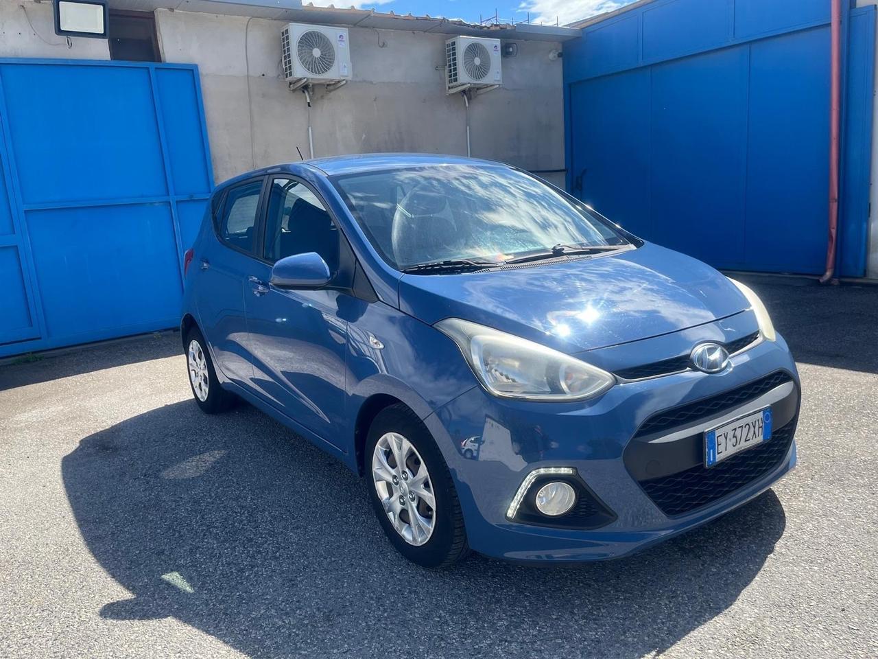 Hyundai i10-1.0 gpl - full opt-2015