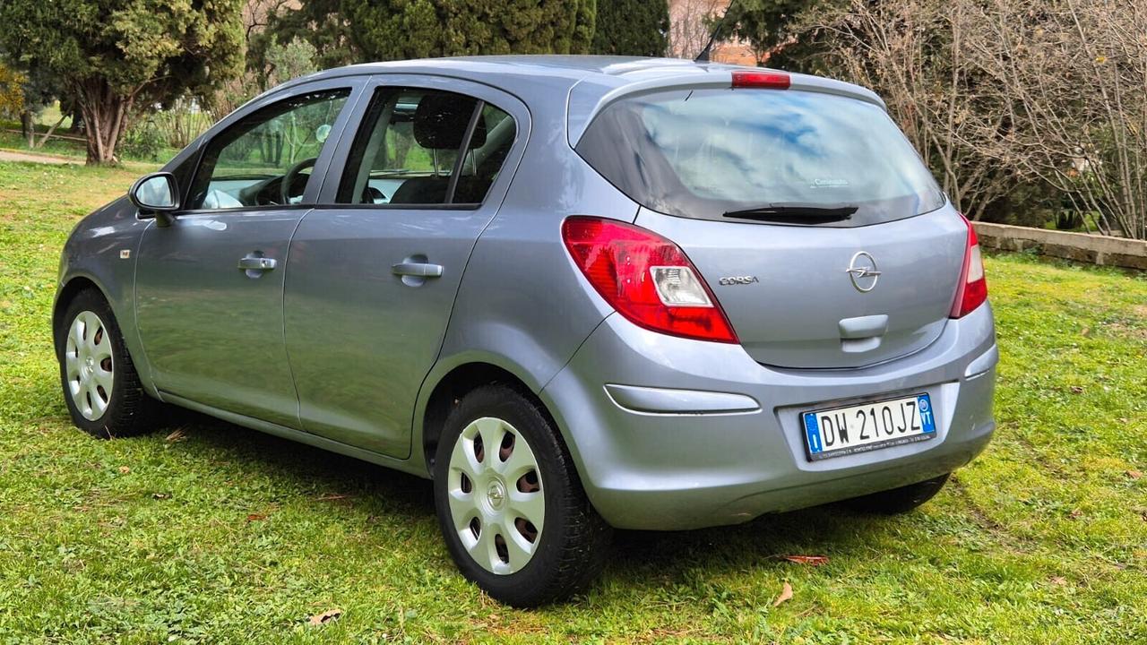 Opel Corsa 1.2 5P Enjoy 98.000KM Leggi testo NEOPATENTATI