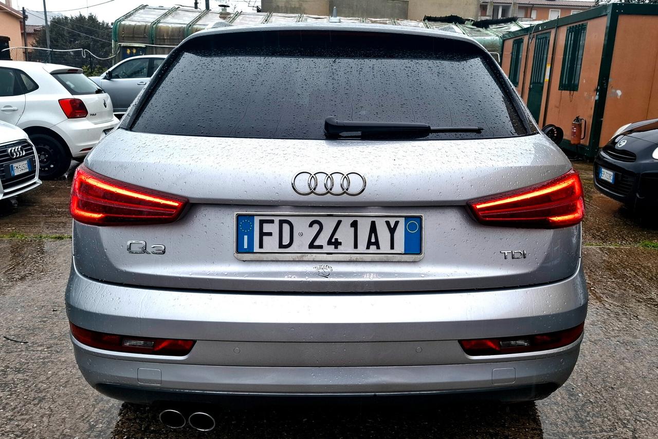 Audi Q3 2.0 TDI 150 CV Business