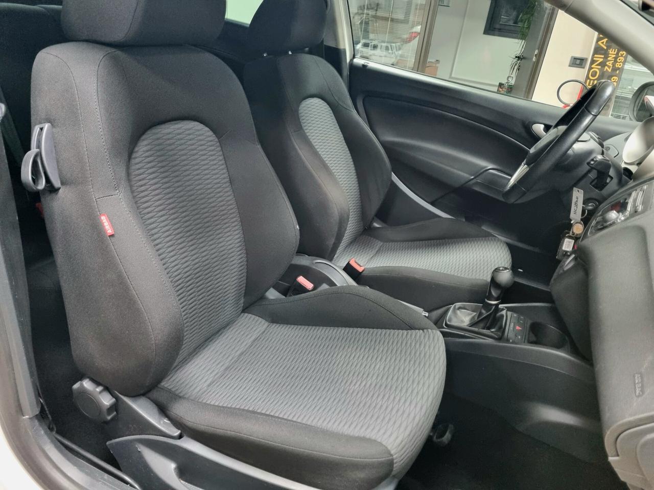 SEAT IBIZA 1.6 TDI 105CV CR DPF 3p. SPORT NEOPATENTATI