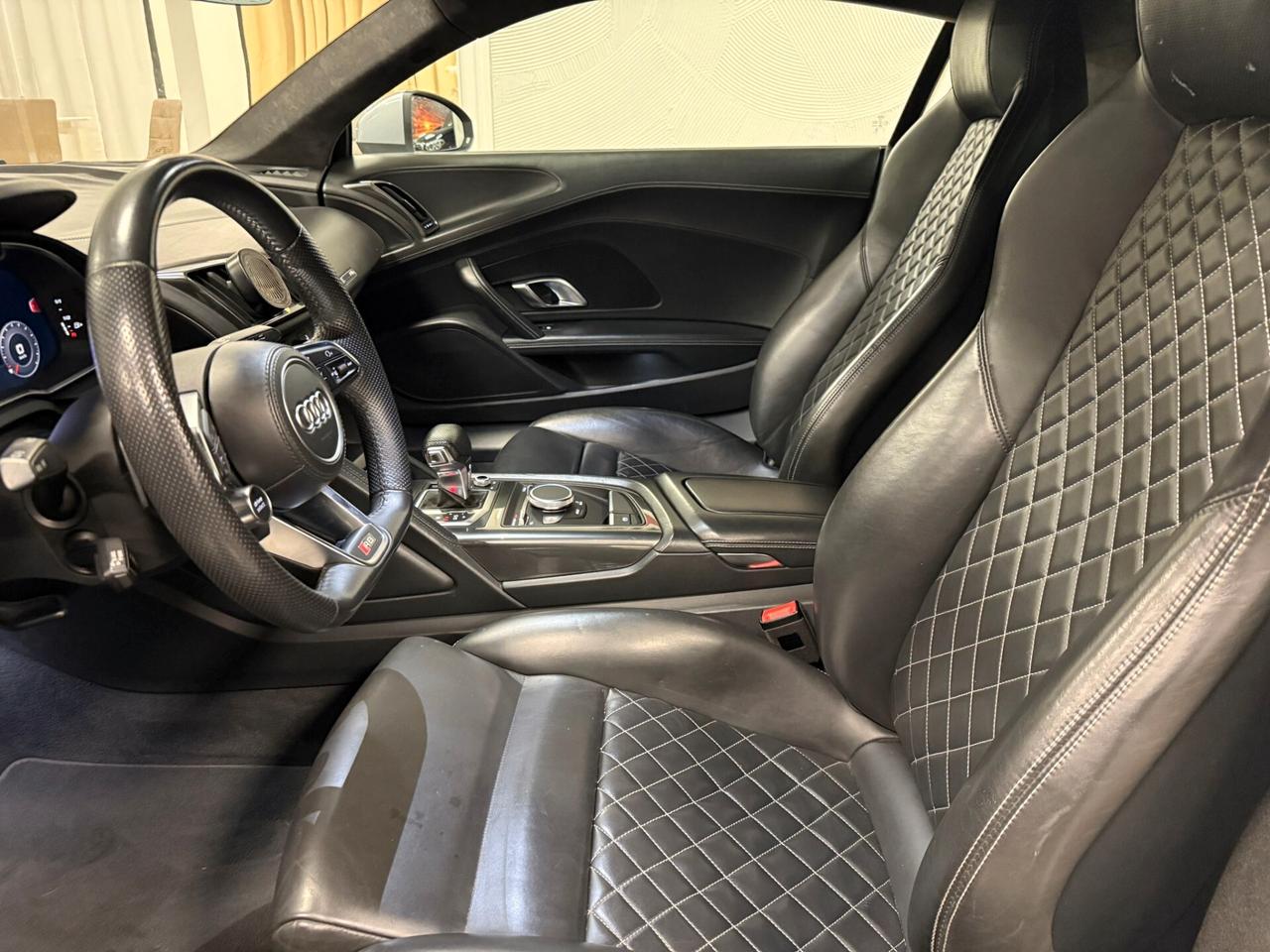 Audi R8 Spyder V10 RWD S tronic