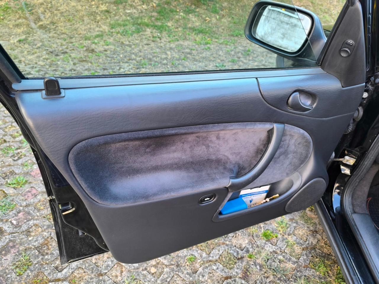 Saab 900 2.0i 16V cat 5 porte SE