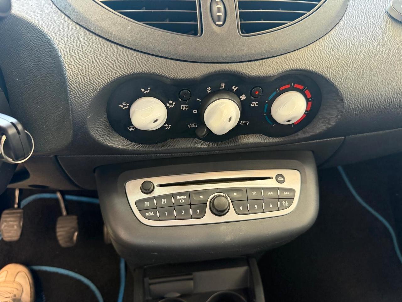 RENAULT TWINGO 1.2 BENZINA 75CV YAHOO