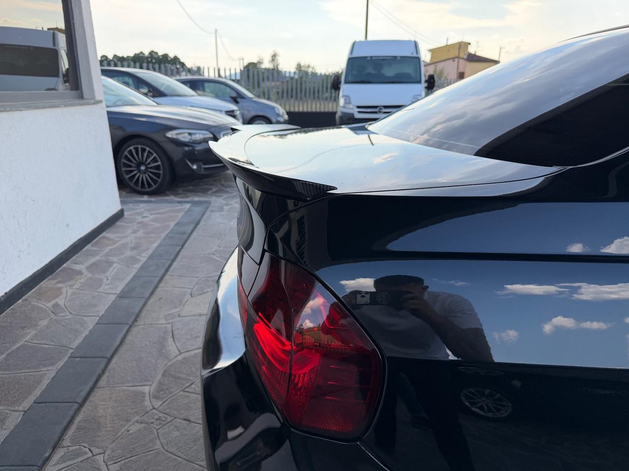Bmw 318 318i cat 143 cv MSport total black