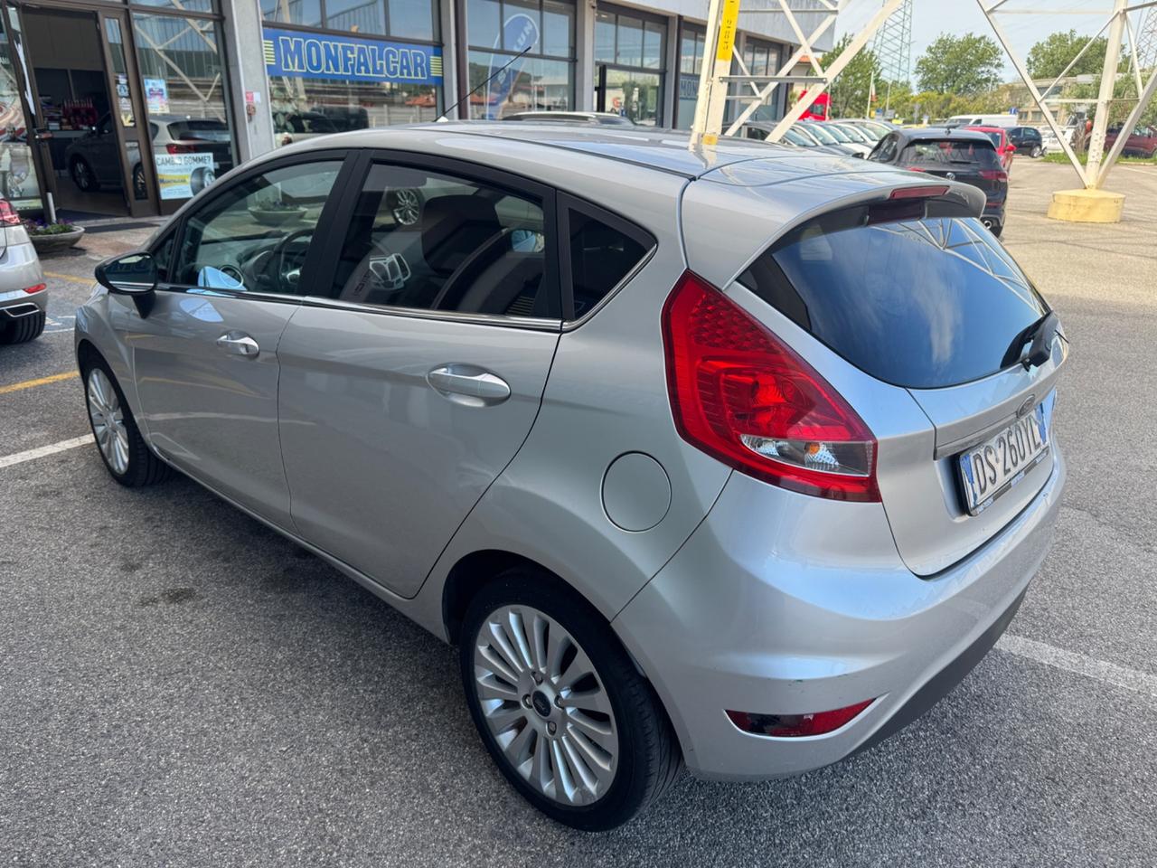 Ford Fiesta 1.2 82 CV 5 porte Titanium