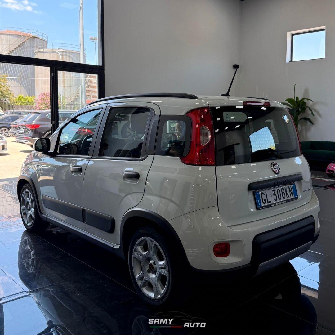 Fiat Panda 1.0 FireFly S&S Hybrid Red