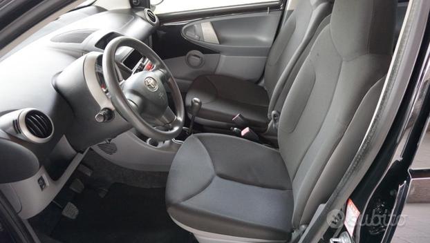 TOYOTA Aygo 1.0 12V VVT-i 5 porte