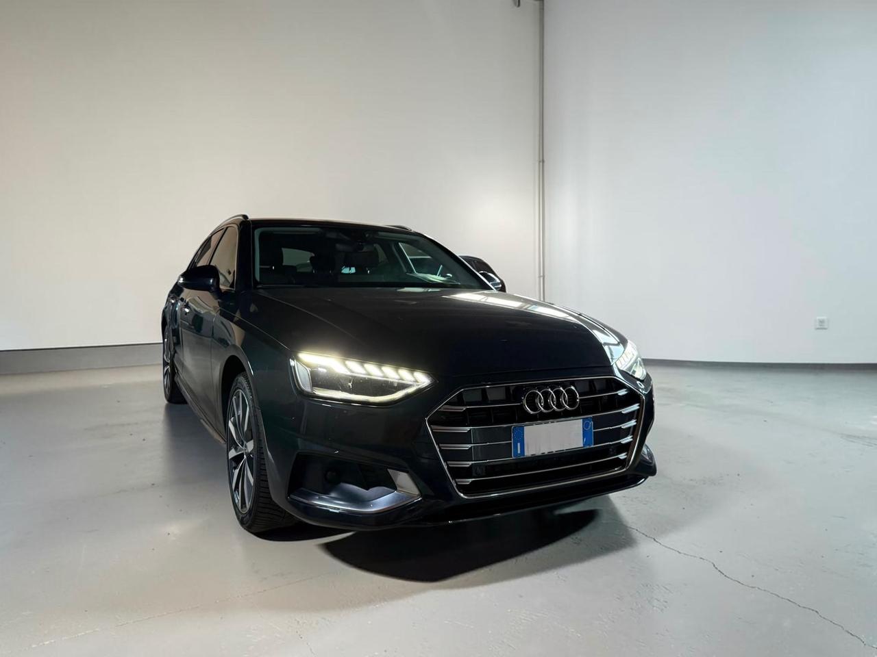 Audi A4 Avant 35 TDI S tronic Business Advanced