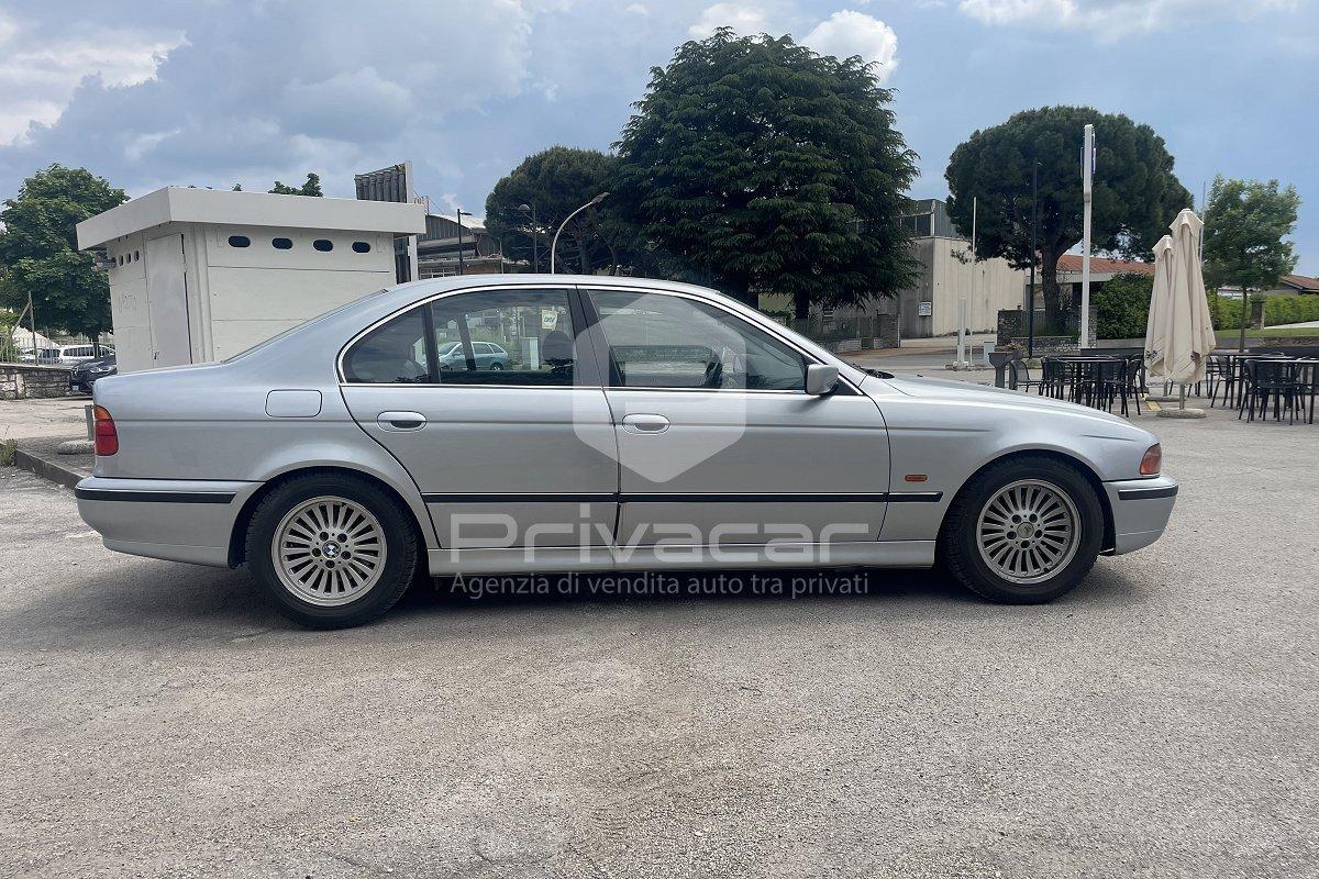 BMW 520i 24V cat