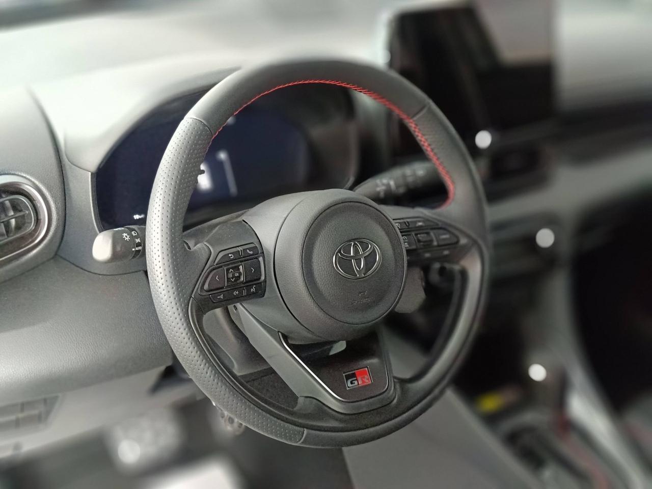 TOYOTA Yaris 1.5 Hybrid 130 - GR SPORT MY25