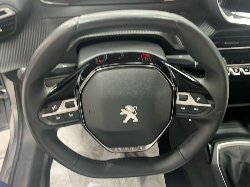 Peugeot 208 PureTech 75 S/S Style