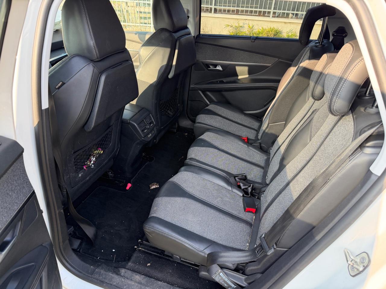 Peugeot 5008 BlueHDi 130 7 posti Automatica Navi