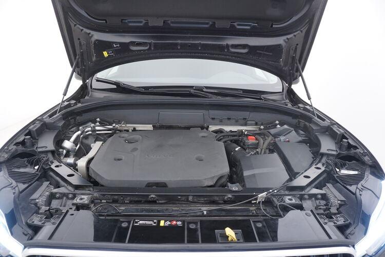 Volvo XC60 B4 AWD Momentum PRO BR179813 2.0 Mild Hybrid 197CV