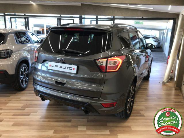 FORD Kuga 1.5 TDCI 120 CV S&S 2WD Powershift ST-Line