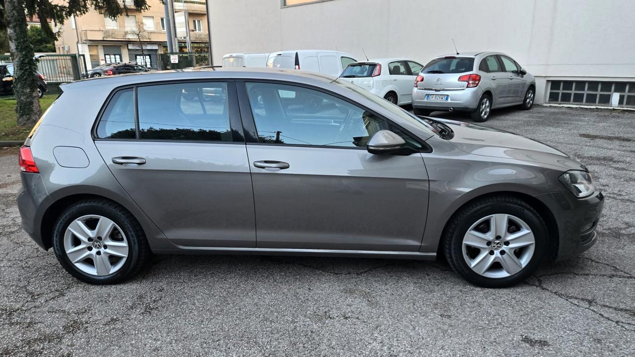 Volkswagen Golf 1.6 TDI 5p. 4MOTION Highline BlueMotion Technology