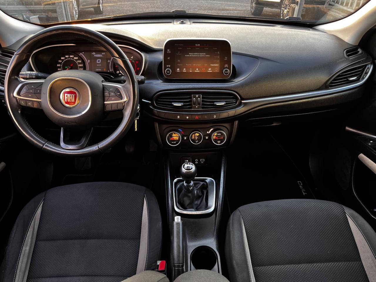 Fiat Tipo 1.6 Mjt SW Lounge OK NEOPATENTI