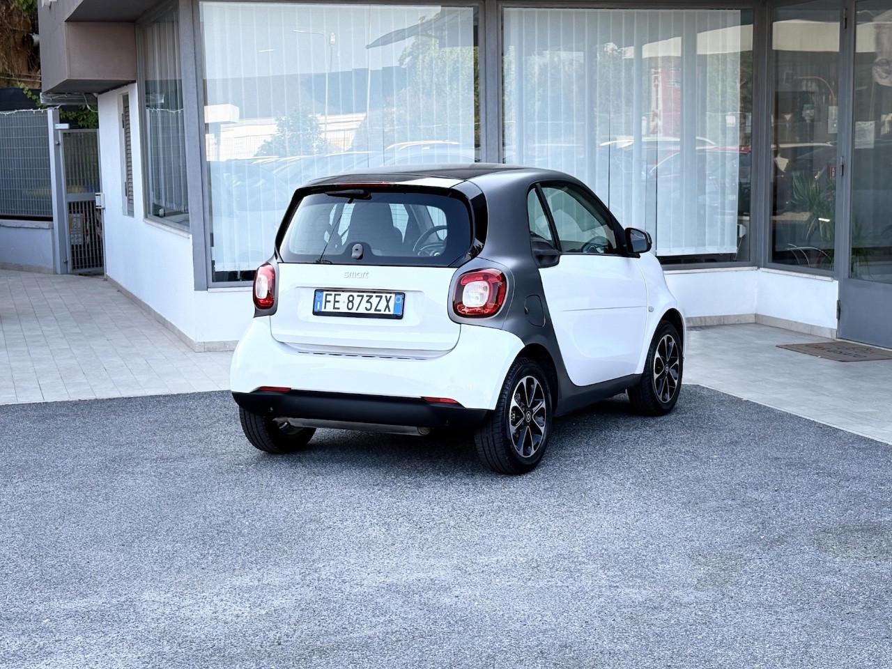Smart forTwo 1.0 Benzina 71CV E6 Automatico - 2016