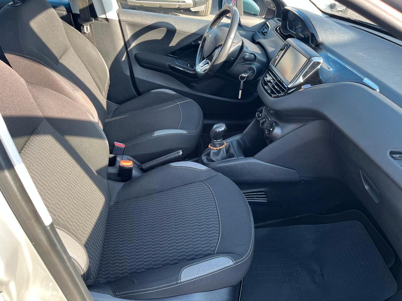 Peugeot 208 PureTech 82 5 porte Active