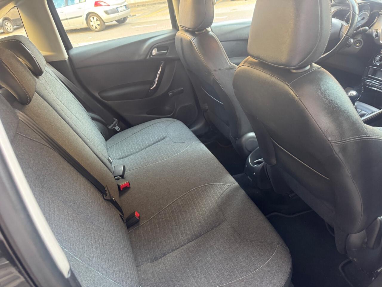 Citroen C3 BlueHDi 1.6cc cv 75 Live Edition