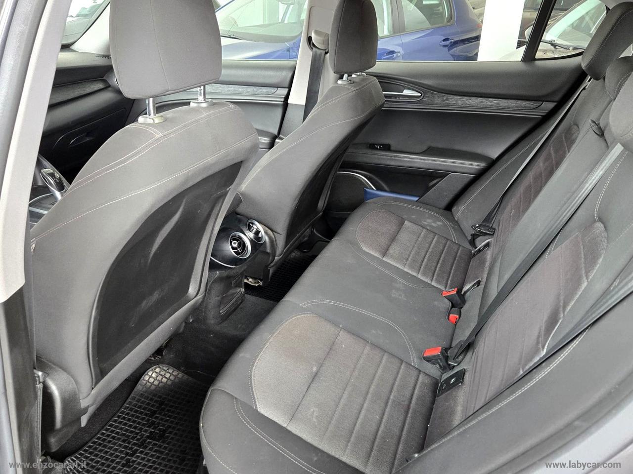 ALFA ROMEO Stelvio 2.2 T.diesel 160CV AT8 RWD Bus.