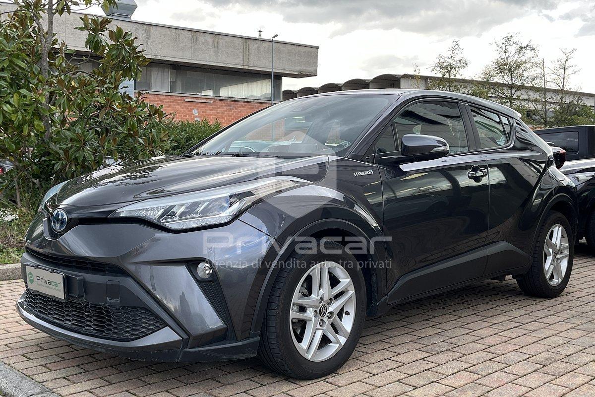 TOYOTA C-HR 1.8 Hybrid E-CVT Business