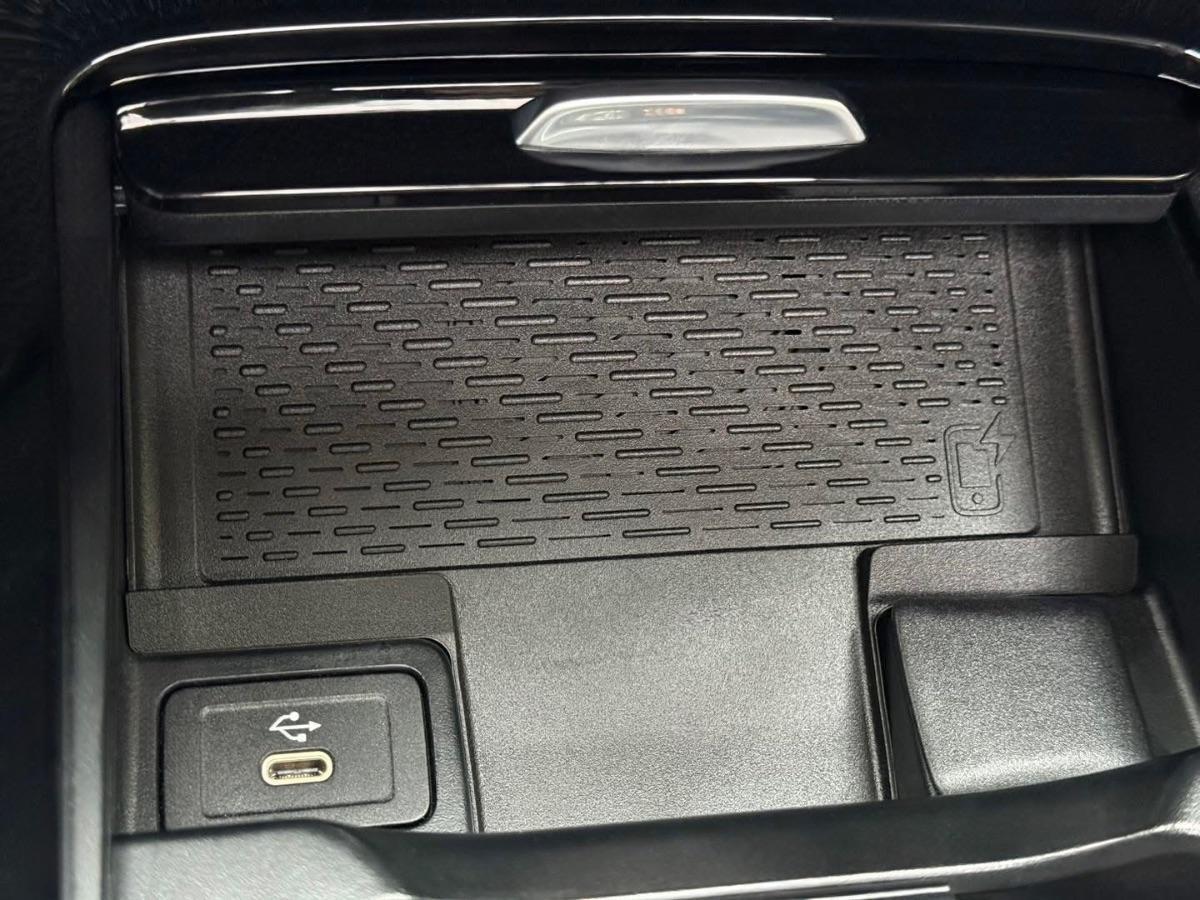 New Mercedes GLA 200d Premium AMG Night Edition