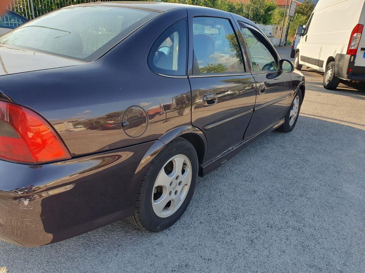 Opel Astra 1.7 CDTI 101CV 5 porte Enjoy