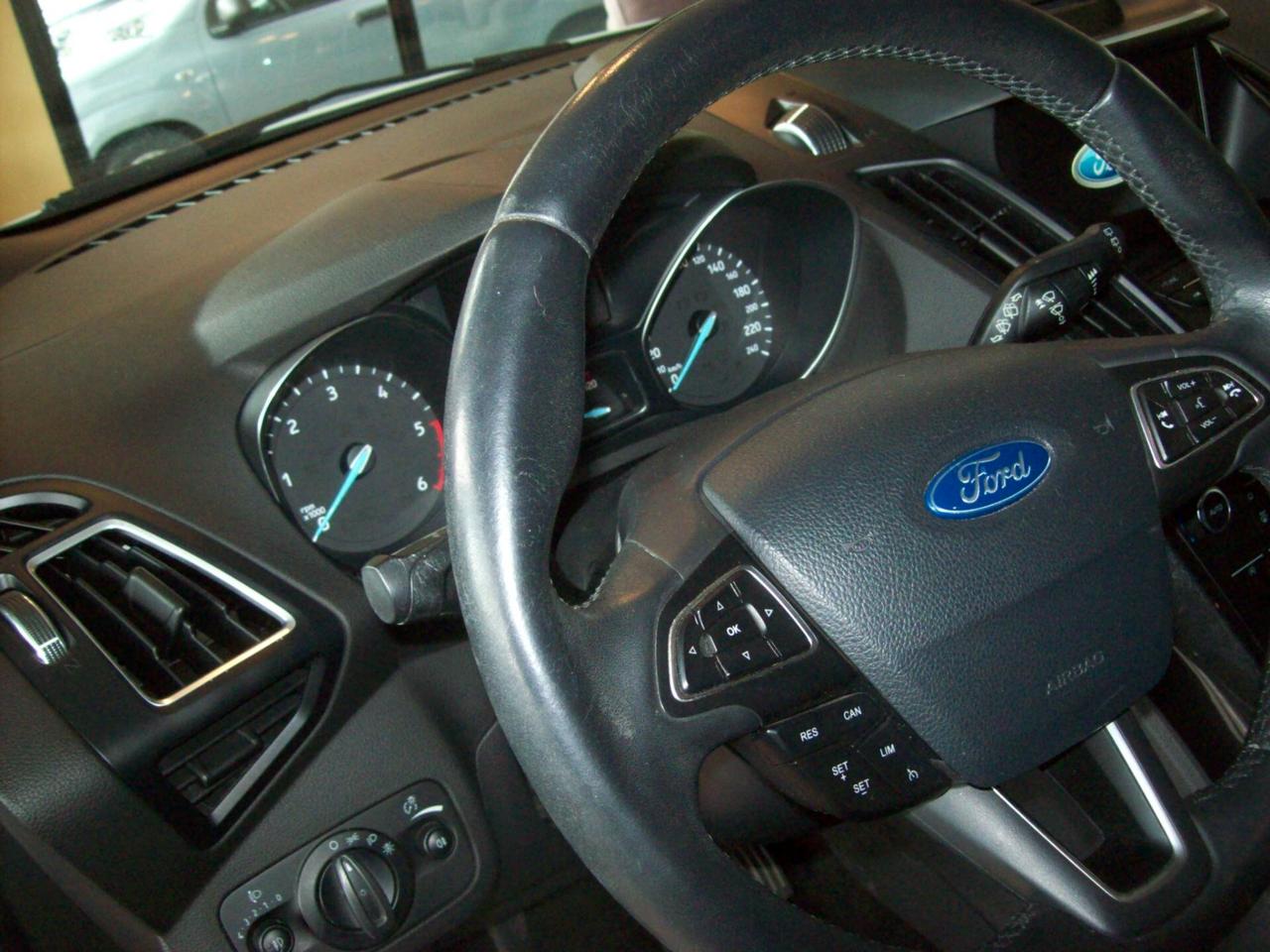 Ford Kuga 1.5 TDCI 120 CV S&S 2WD Titanium