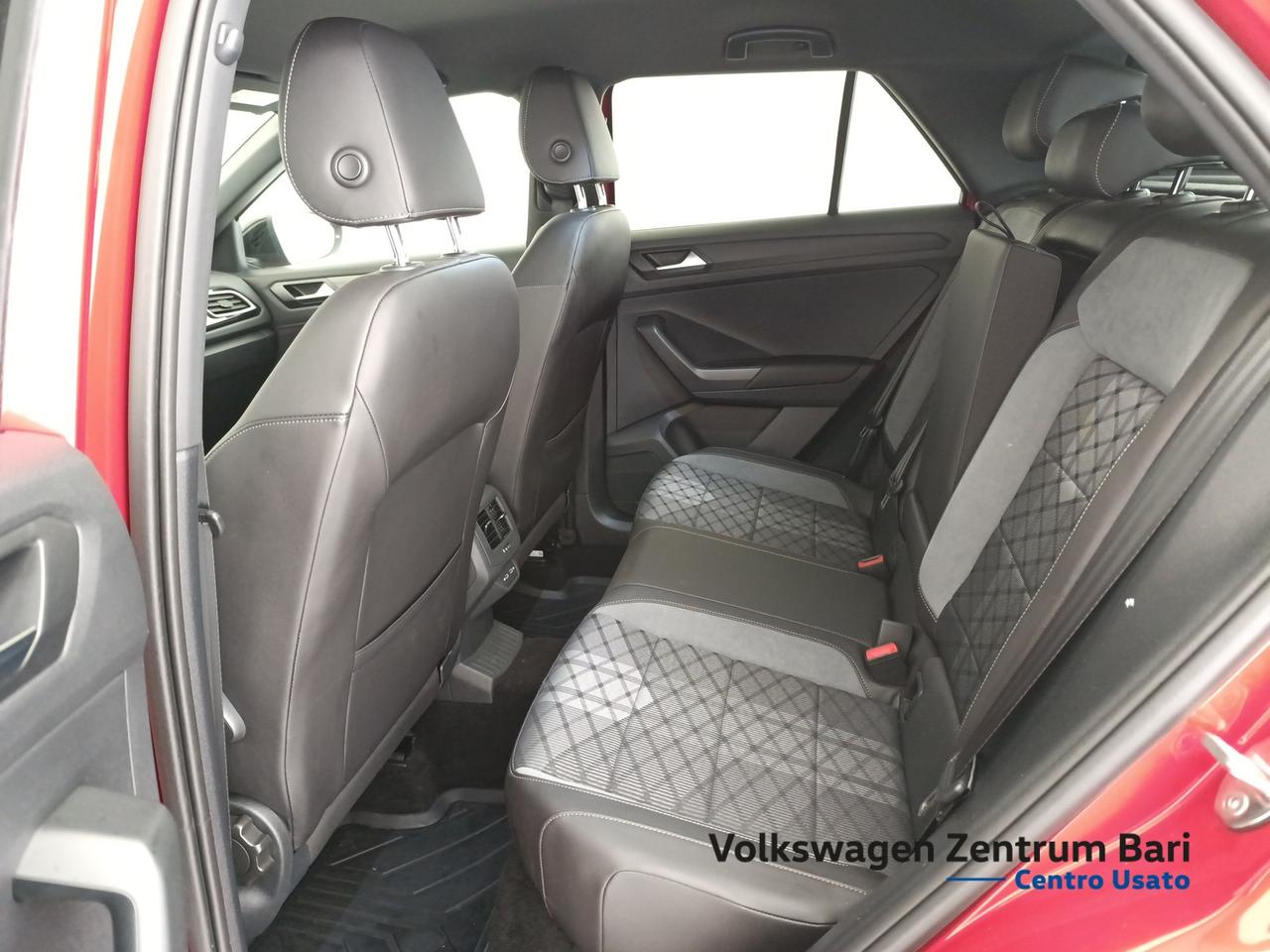 Volkswagen T-Roc 2.0 tdi r-line 150cv dsg