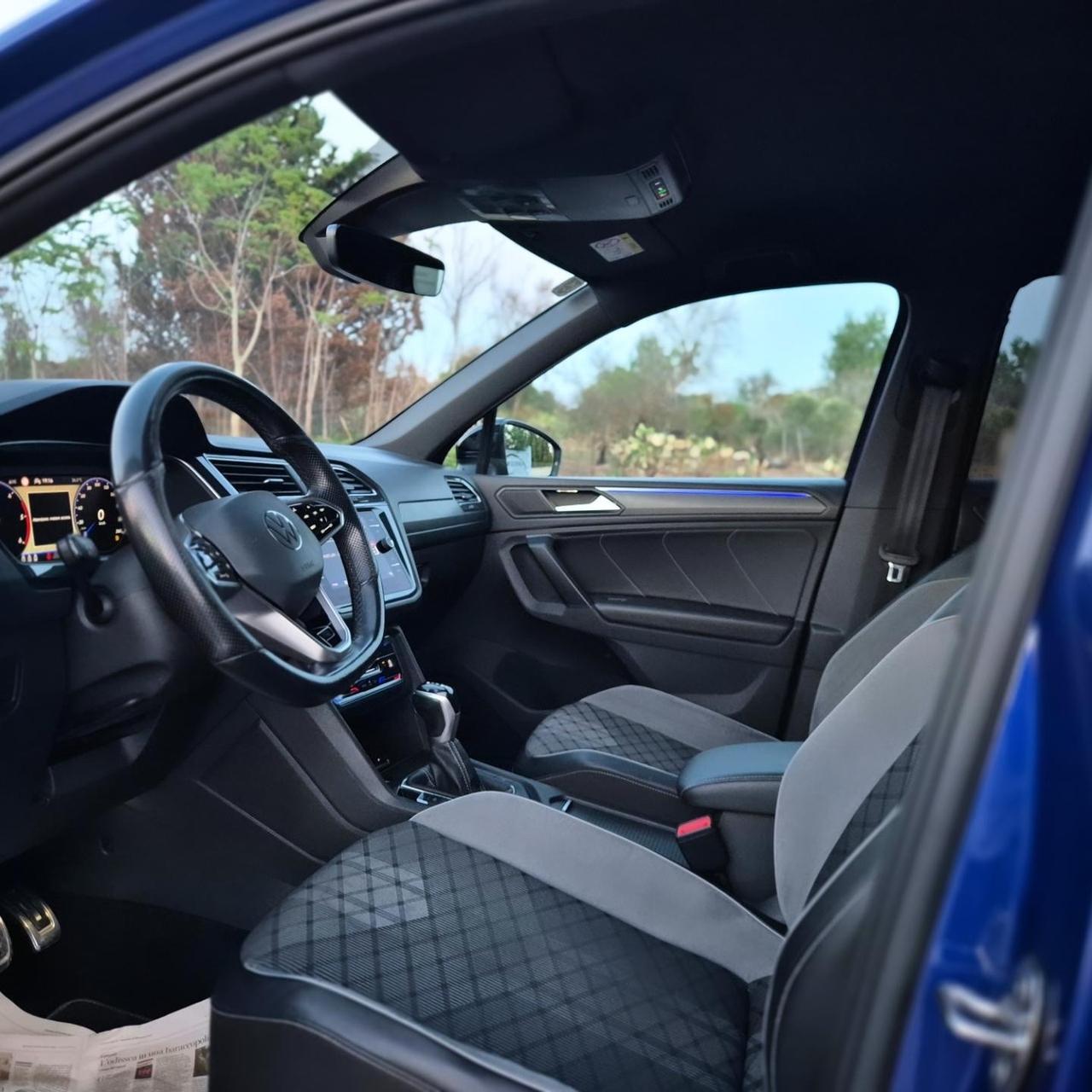 Volkswagen Tiguan 2.0 TDI 150 CV SCR DSG R-LINE