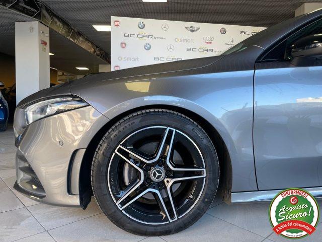 MERCEDES-BENZ A 180 d Auto Premium AMG *NIGHT PACK