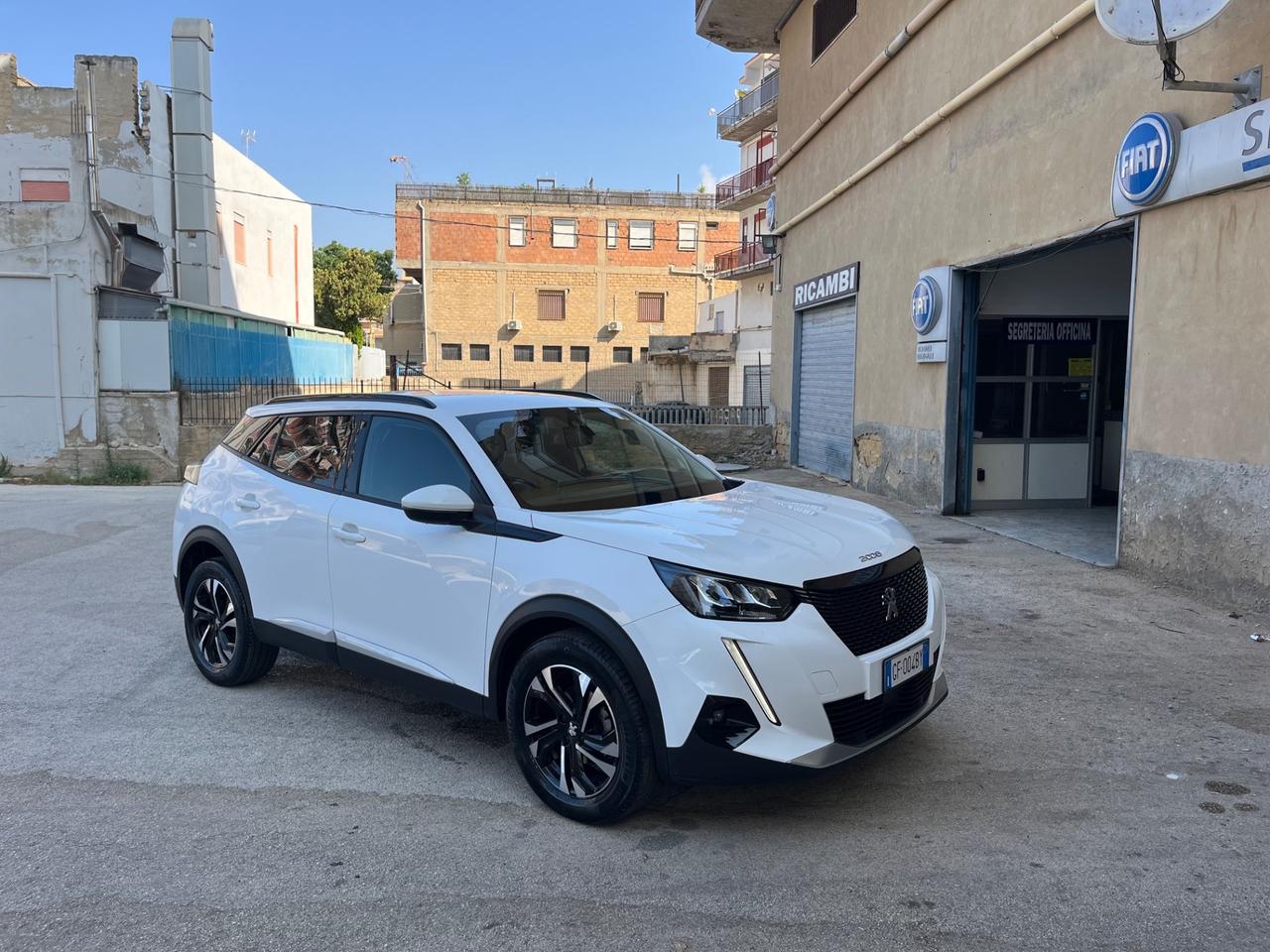 Peugeot 2008 BlueHDi 110 S&S Allure Pack