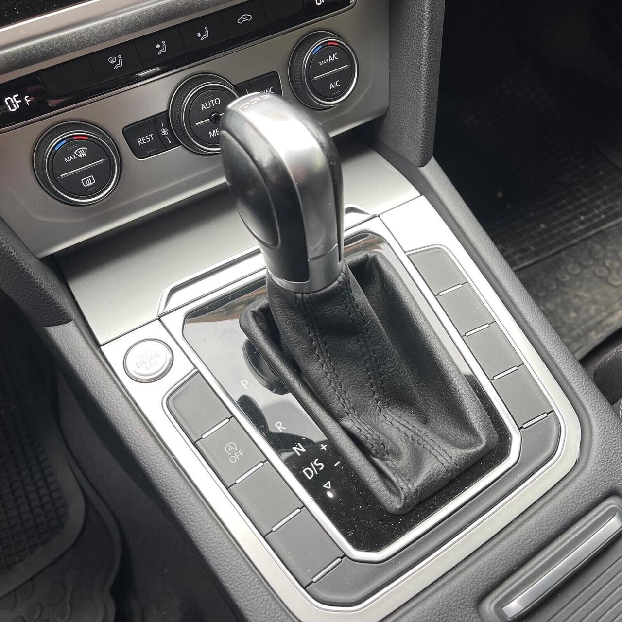 Volkswagen Passat 1.6 TDI 120cv DSG Executive