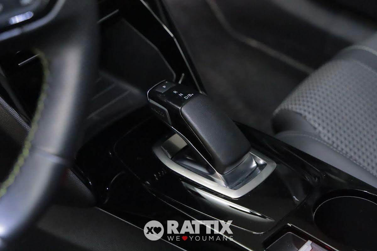 Peugeot e-2008 motore elettrico 100kW GT