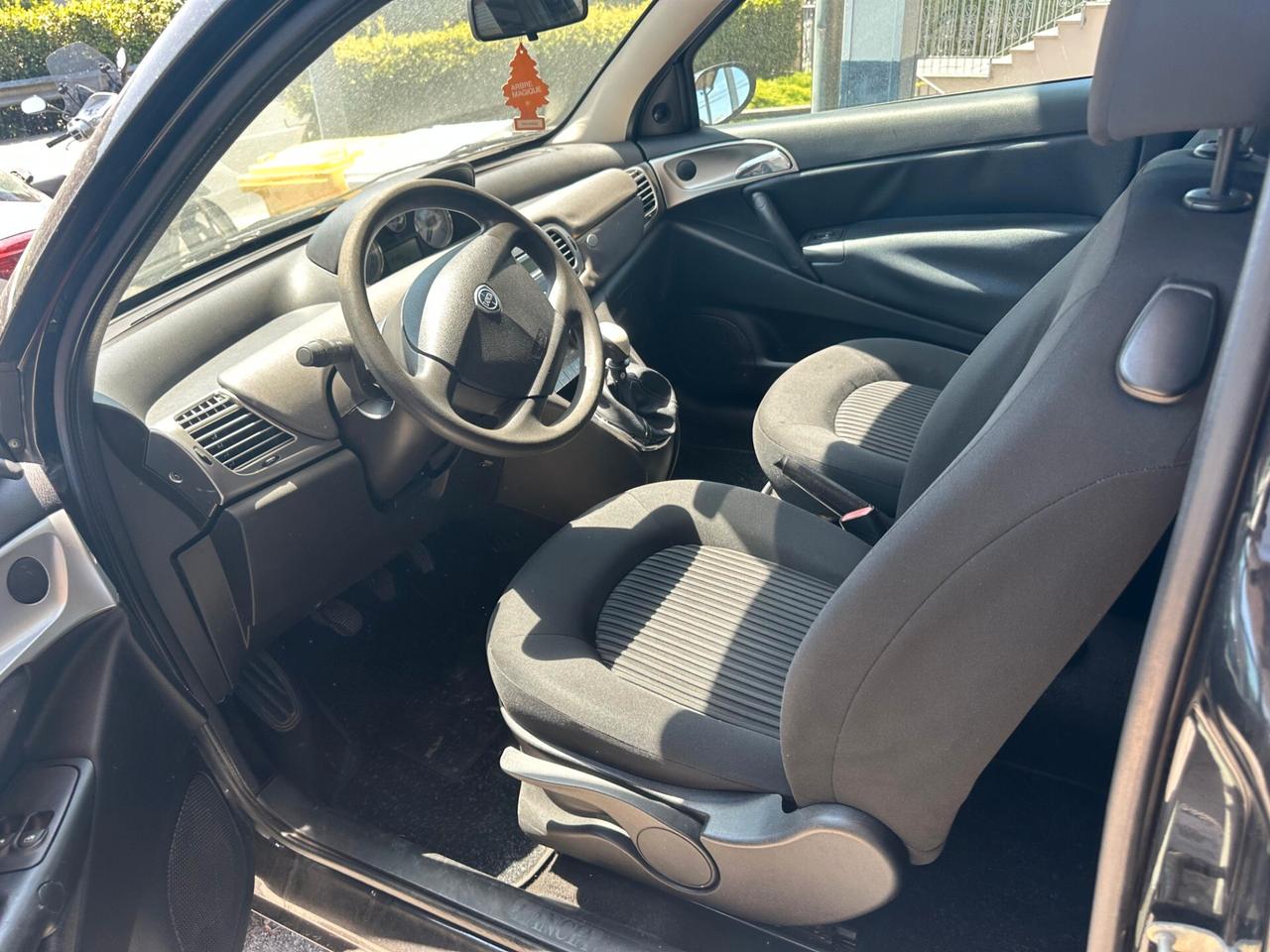 Lancia Ypsilon 1.2 Argento
