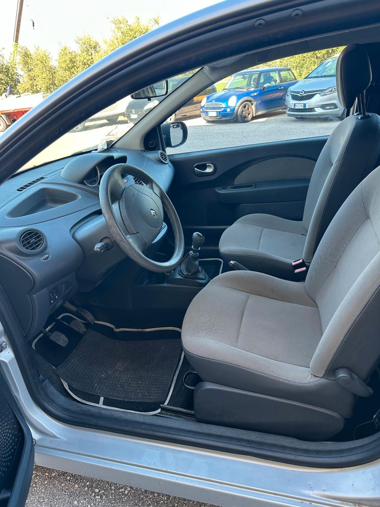 Renault Twingo 1.2 16V LEV Dynamique