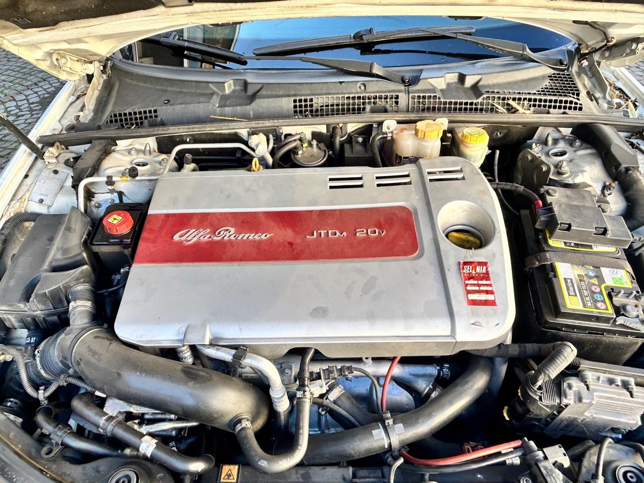 Alfa Romeo Spider 2.4 JTDm 200CV Q-Tronic