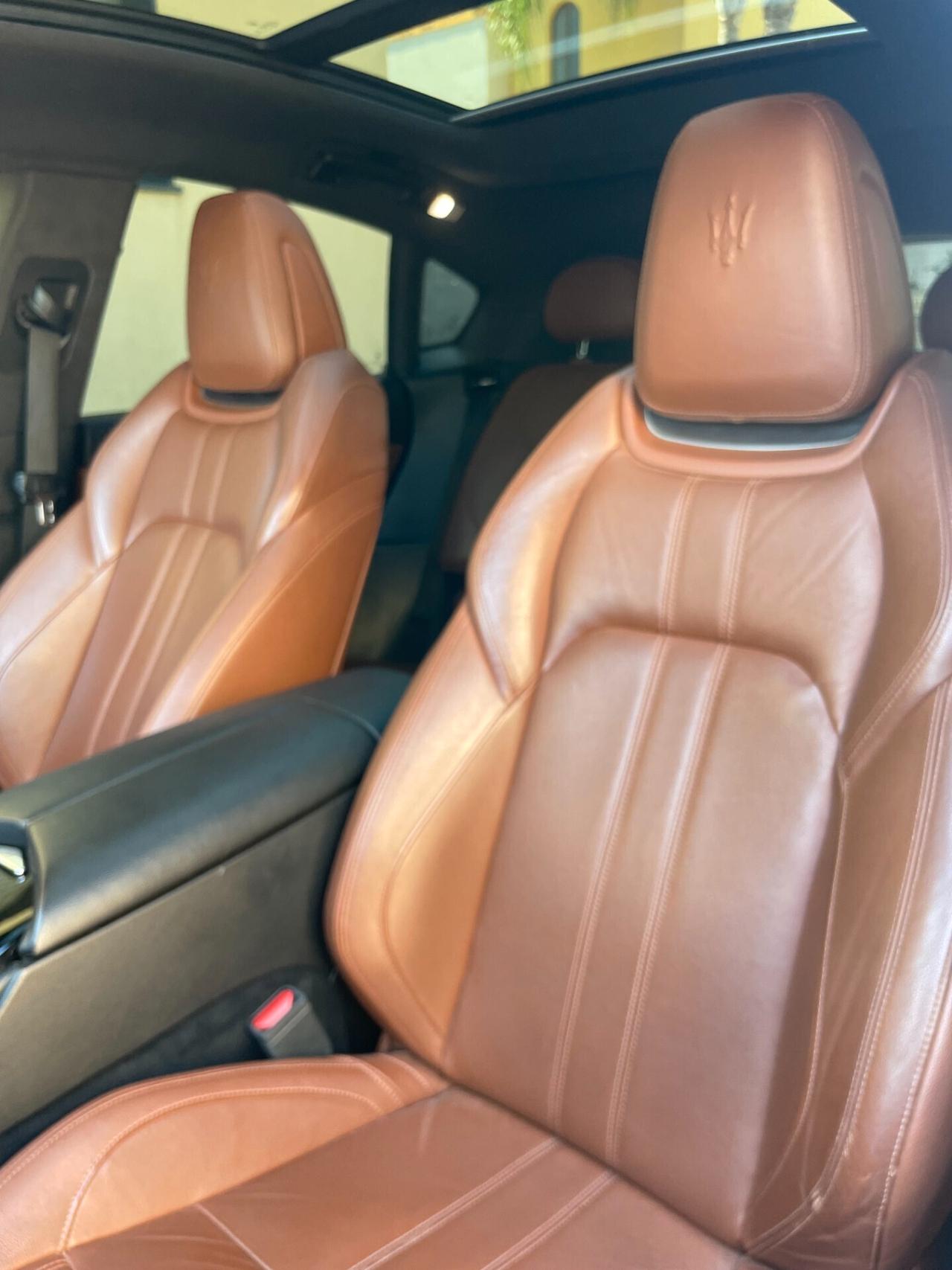 Maserati Levante V6 Diesel 275 CV AWD Gransport