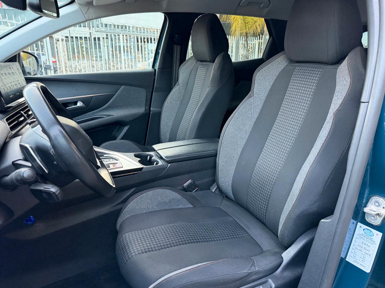 Peugeot 3008 BlueHDi 130 S&S EAT8 Allure Pack 2021