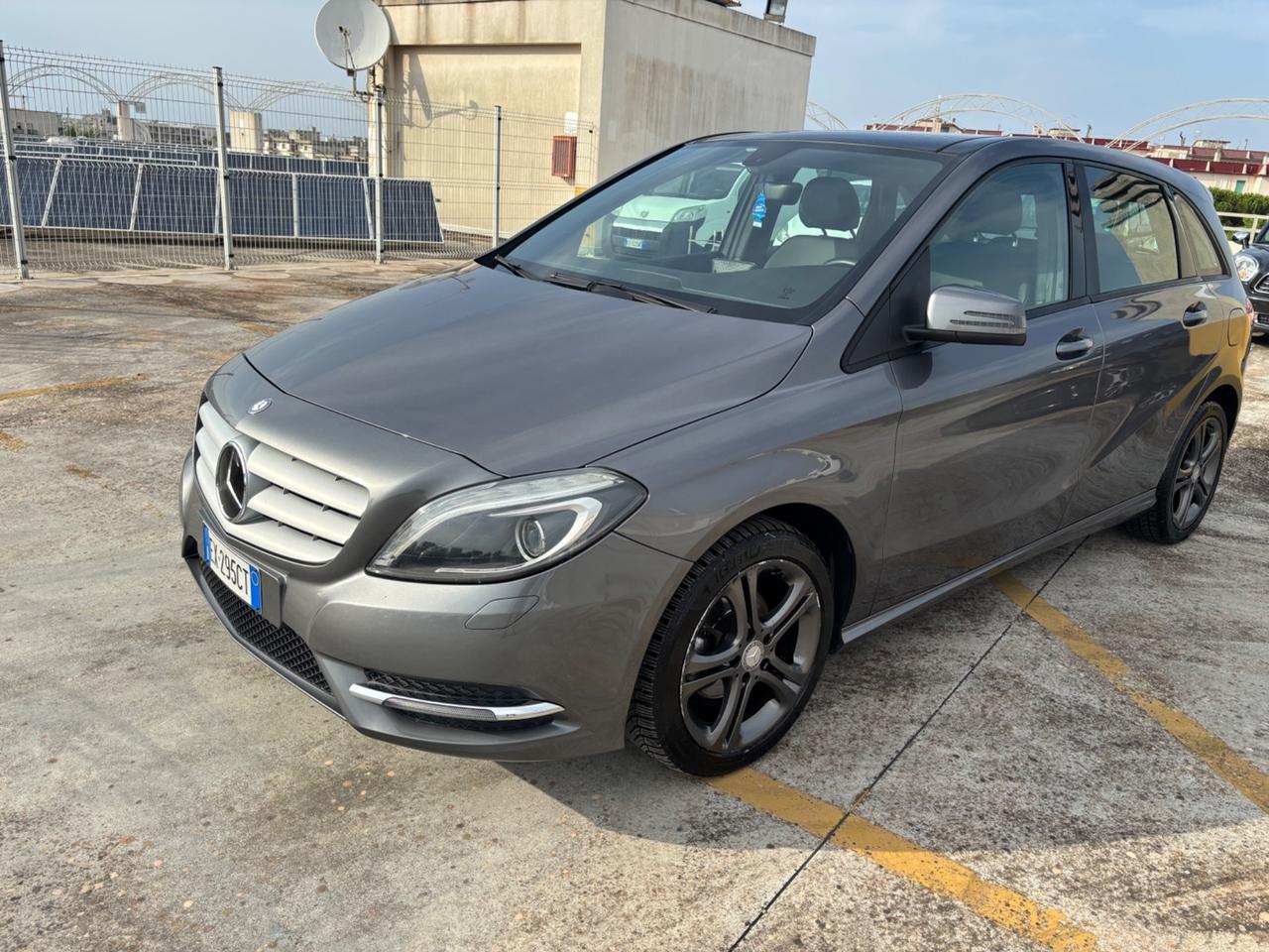 Mercedes-benz B 180 CDI Premium