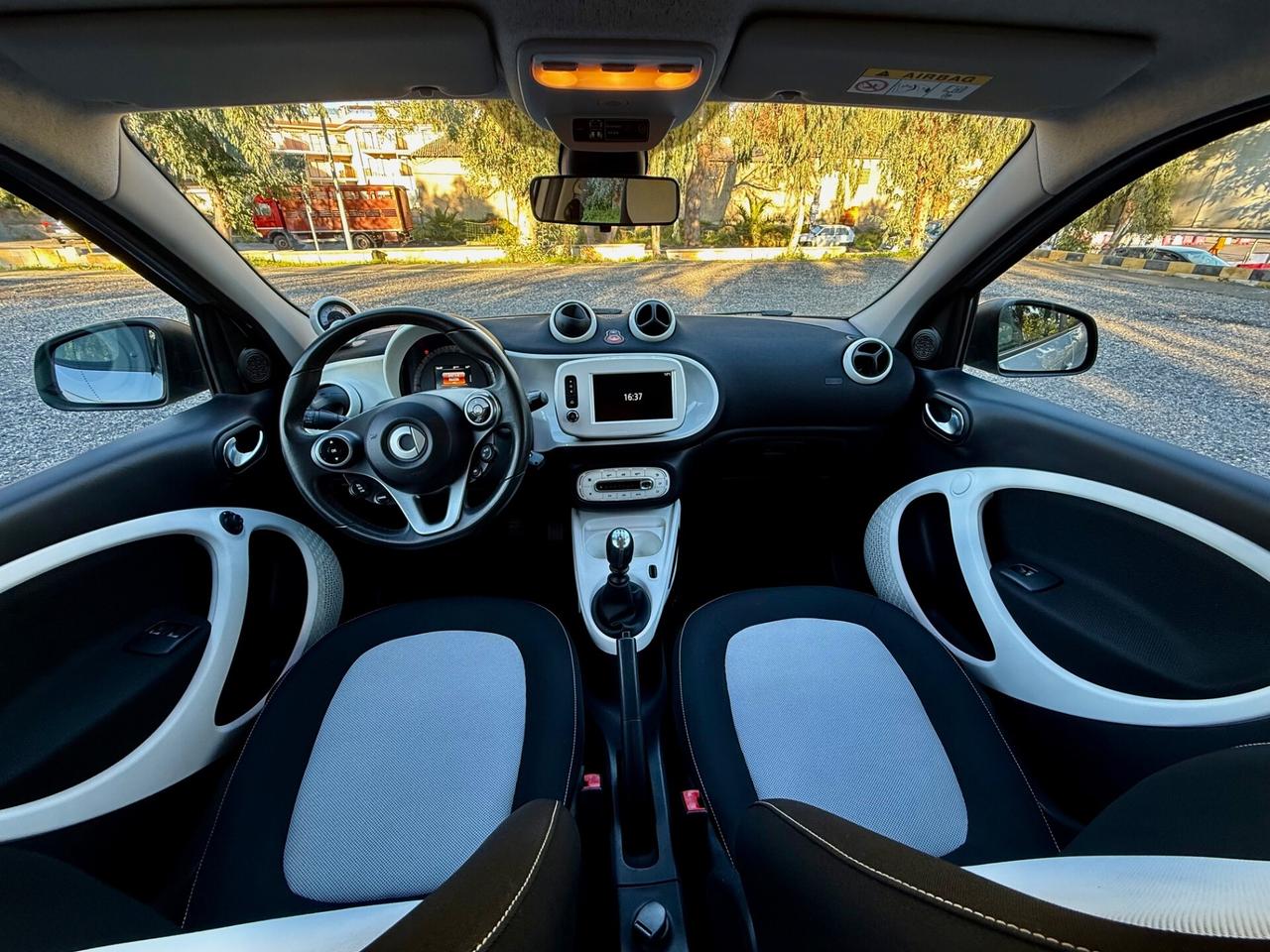 SMART FORFOUR 70 1.0 PASSION