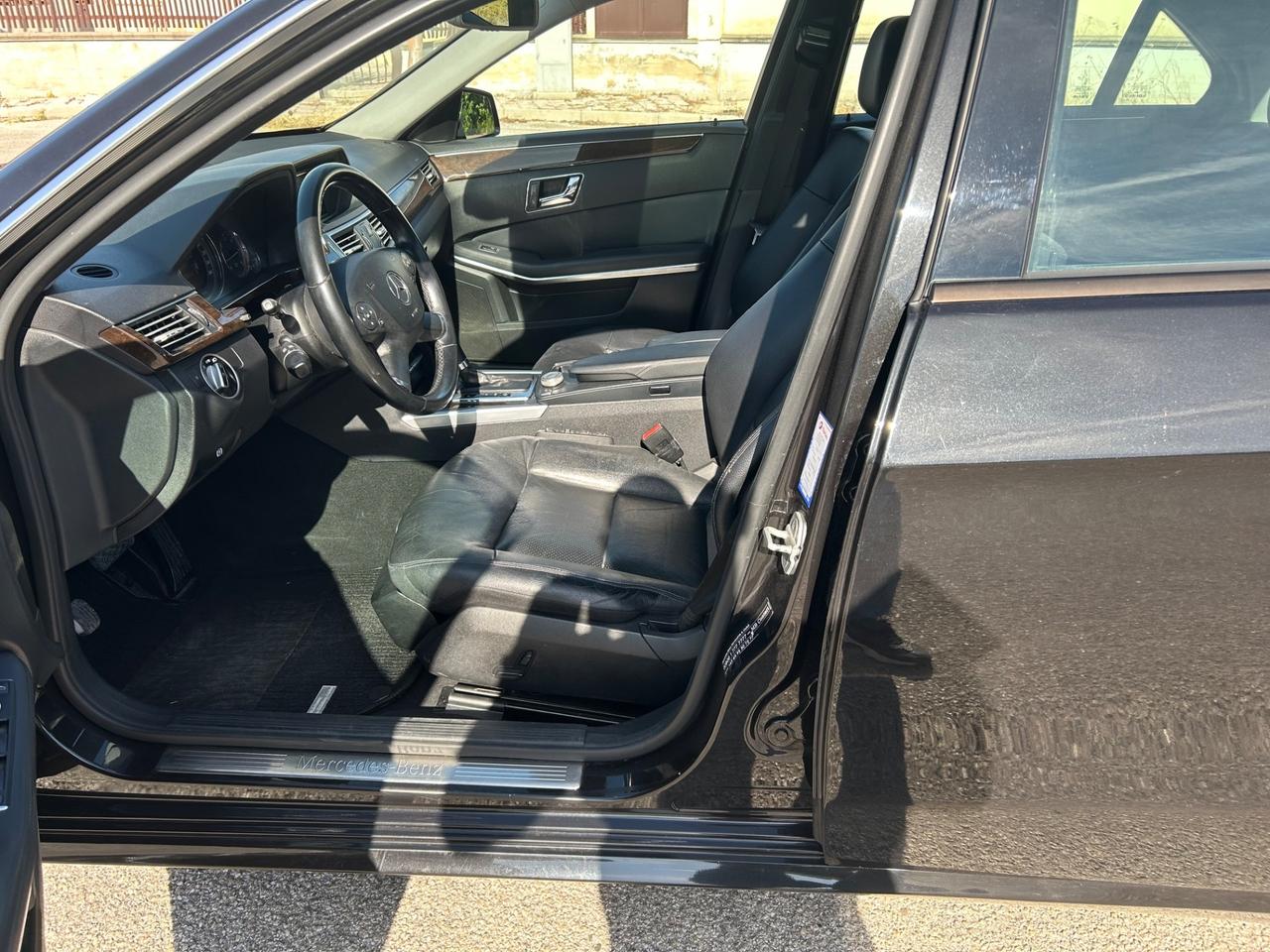 Mercedes-benz E 200 CDI Premium