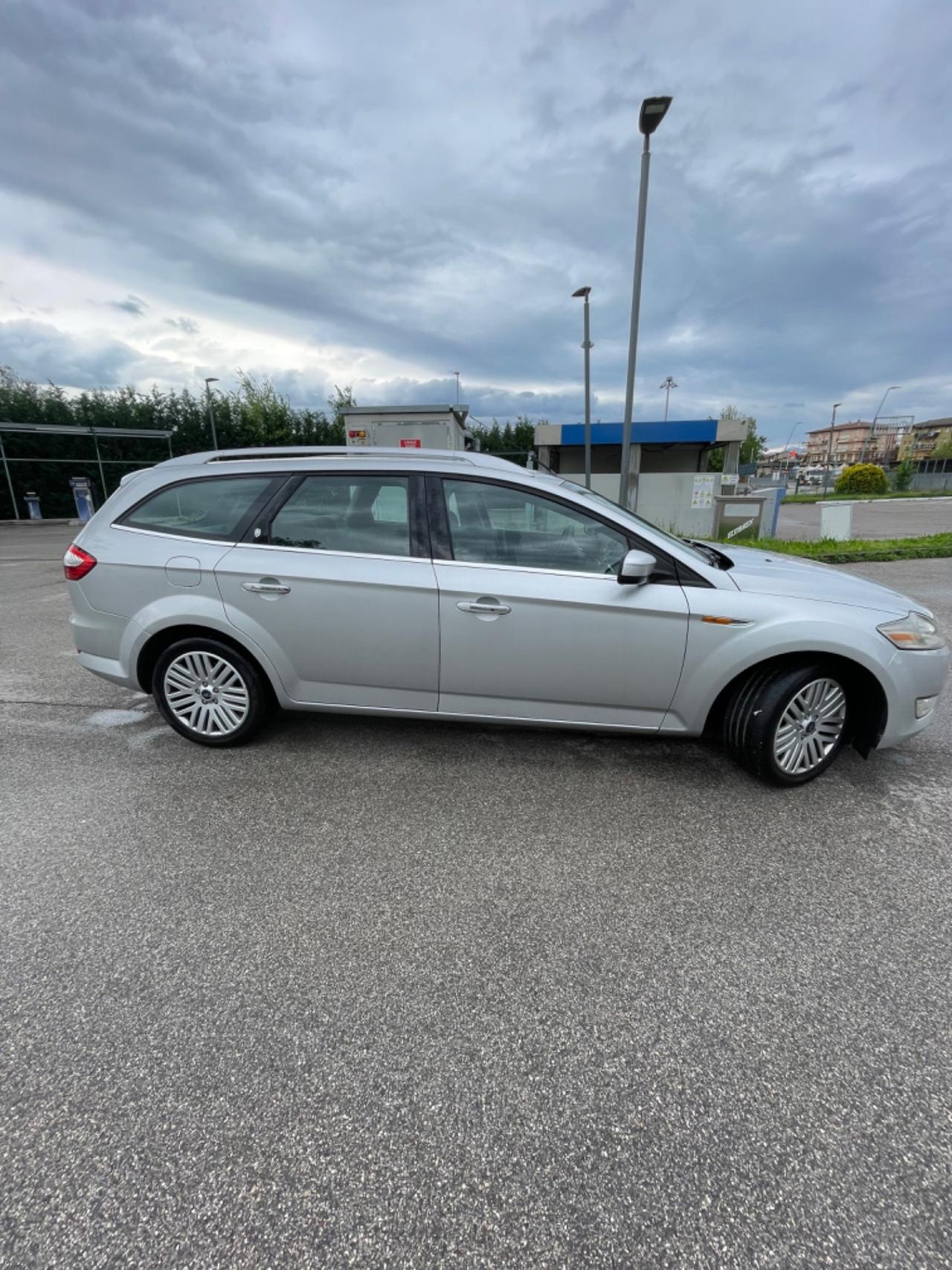 Ford Mondeo 2.0 TDCi 140 CV 5 porte Titanium DPF