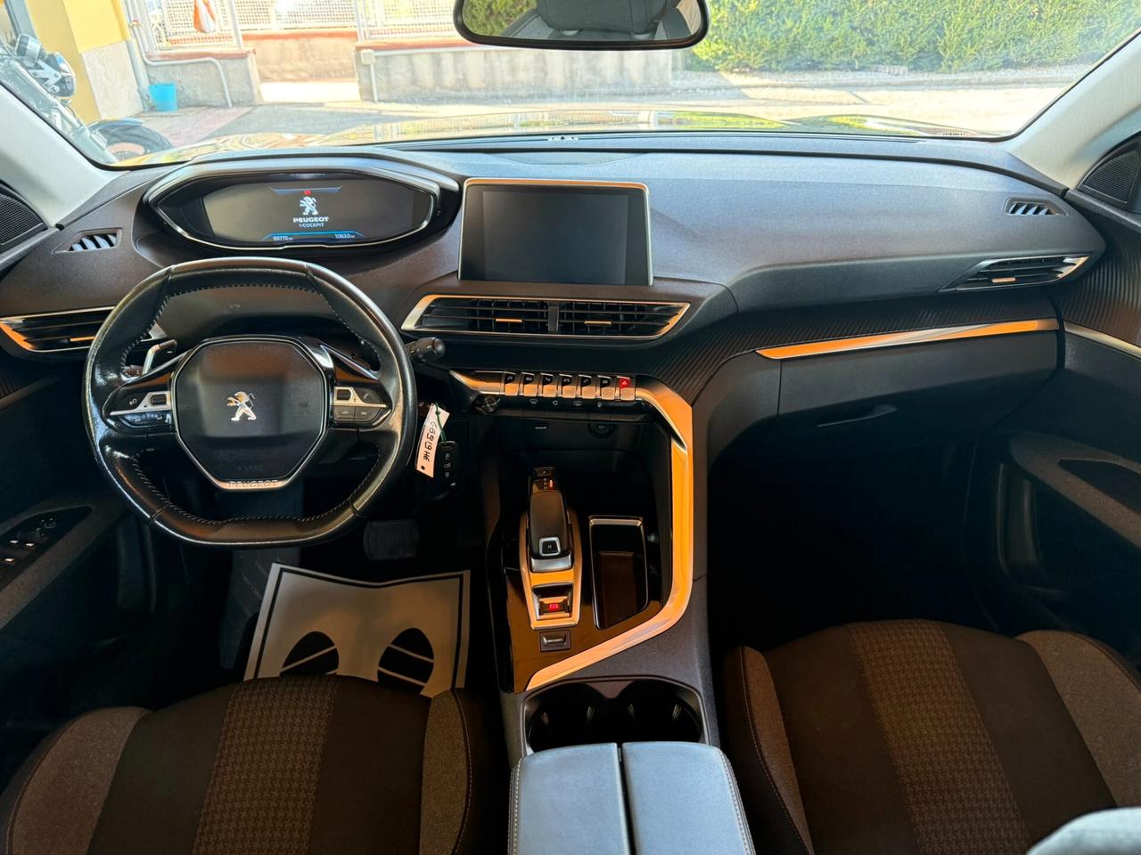 Peugeot 3008 BlueHDi 130 S&S Business