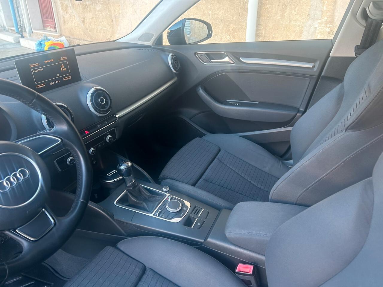 Audi A3 Cabrio 1.6 TDI clean diesel Ambiente