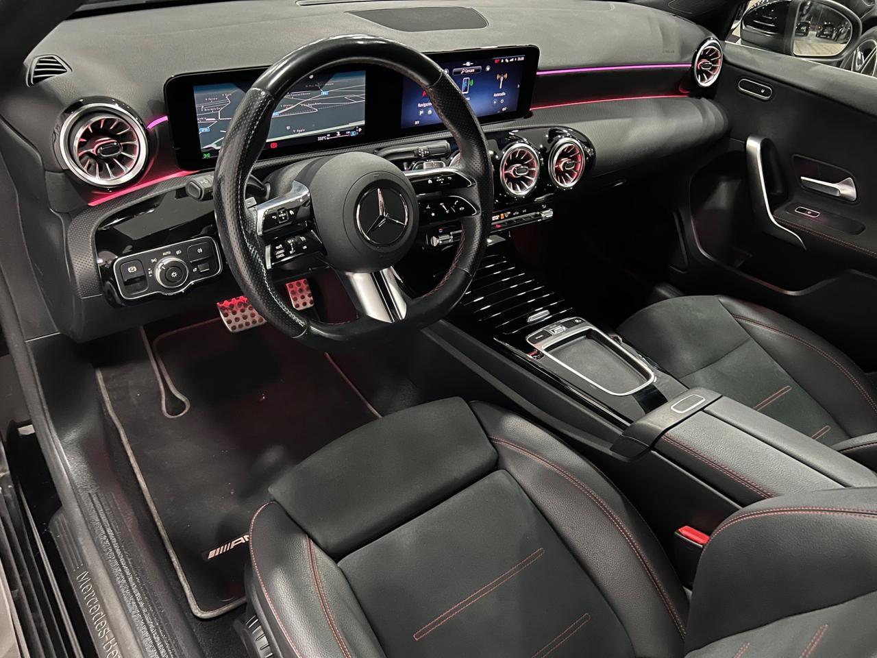 Mercedes Benz A180d AMG Line Premium 116 cv