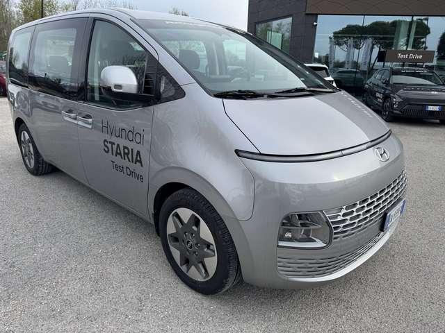 Hyundai STARIA 2.2 MT 2WD 9 posti Wagon
